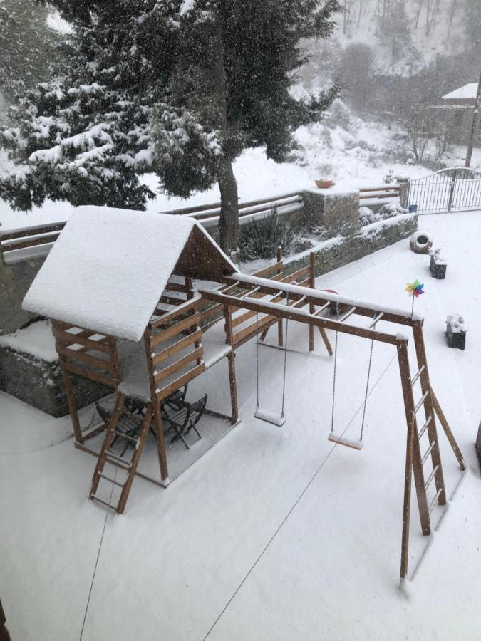 Diamond Stone Wooden Guest House Chandria 외부 사진