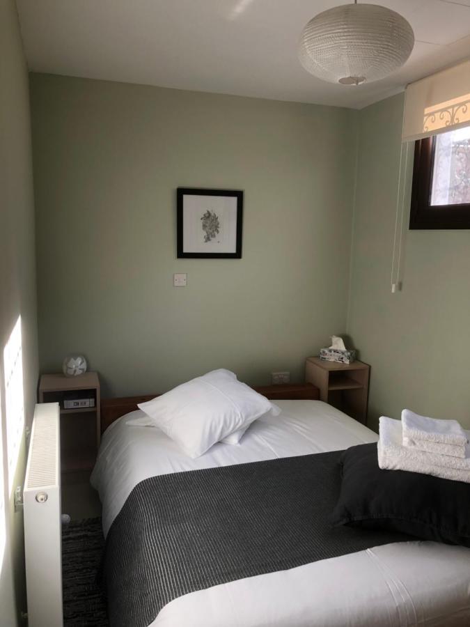 Diamond Stone Wooden Guest House Chandria 외부 사진